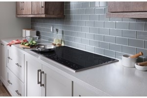 Wolf 36" Transitional Electric Cooktop (CE365T/S)