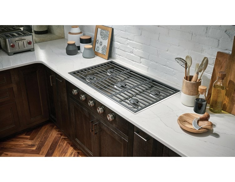 Wolf 36" Contemporary Gas Cooktop - 5 Burners (CG365C/S)