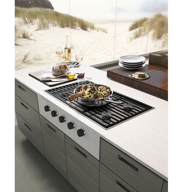 Wolf 36" Contemporary Gas Cooktop 5 Burners (CG365C/S)