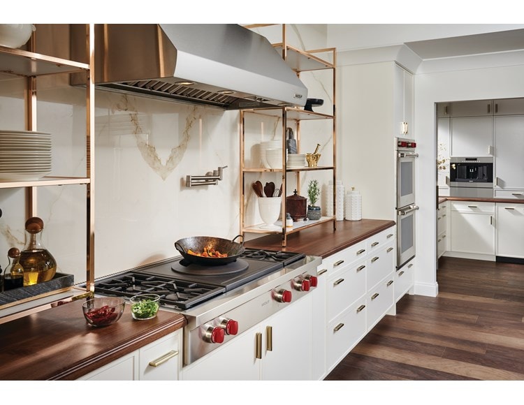 Wolf 48" Sealed Burner Rangetop - 4 Burners and Wok Burner (SRT484W)