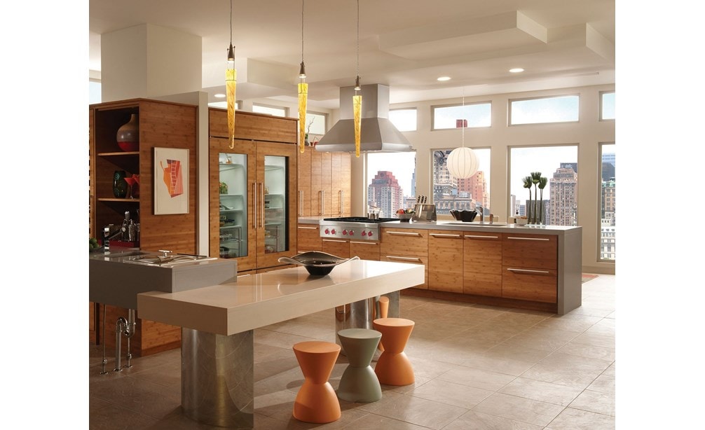 The Wolf 36" Sealed 6 Burner Rangetop (SRT366) shown in a large contemporary l-shaped kitchen with flat-panel cabinets