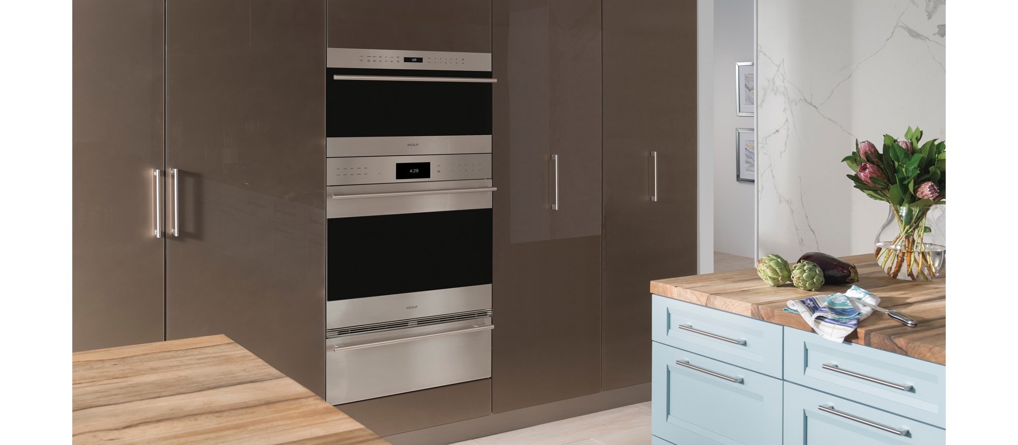 Wolf 30" E Series Transitional Drop-Down Door Microwave Oven (MDD30TE/S/TH)