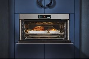 Wolf Convection Steam Oven offers a spacious interior allowing multiple dishes to cook side by side.