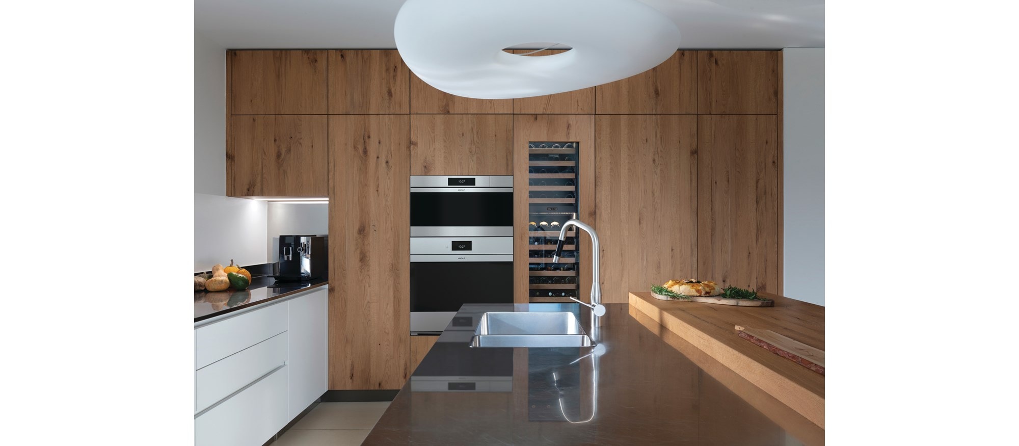 Wolf 30" M Series Contemporary Stainless Steam Oven Plumbed (CSOP3050CM/S)