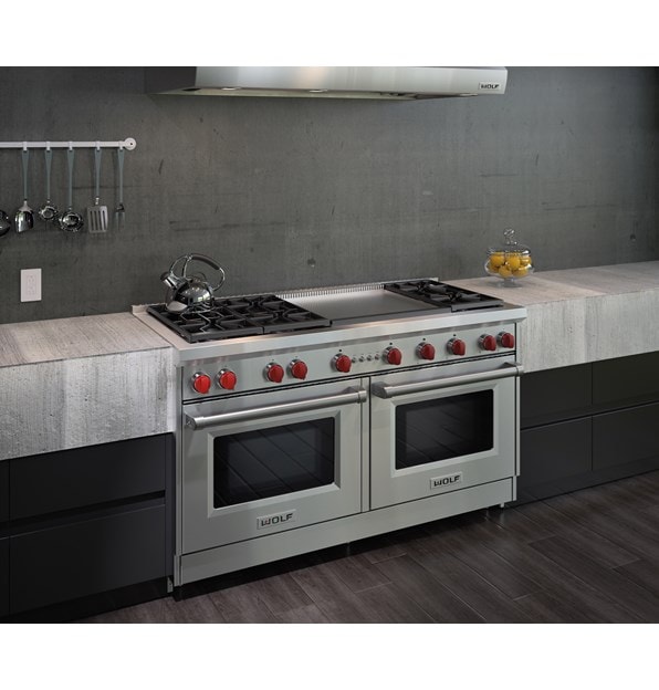 60" Gas Range 6 Burner Infrared Dual Griddle Wolf Rangetop